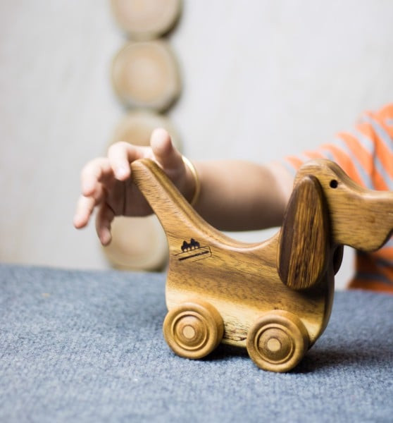 Do Choi Em Be Hinh Dong Vat Chu Cho 4